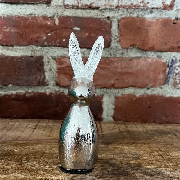 Martha Stewart Shiny Silver Rabbit Set - Picture 3 of 6